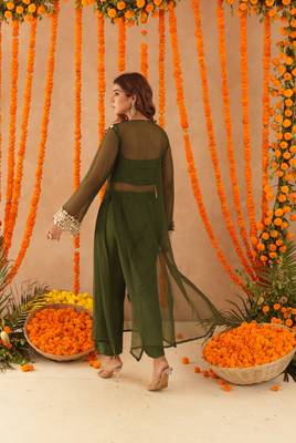 Nida green mirror lace work fusion set 4