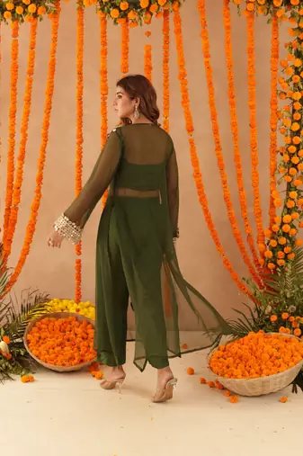 Nida green mirror lace work fusion set