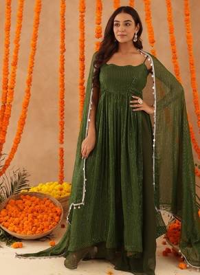 Sobhita green lurix kurta set 3