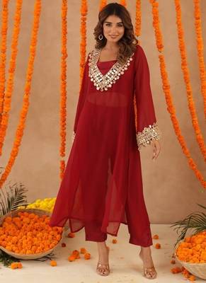 Netra red mirror lace work fusion set 2