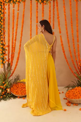 Vishya yellow lurix fusion set