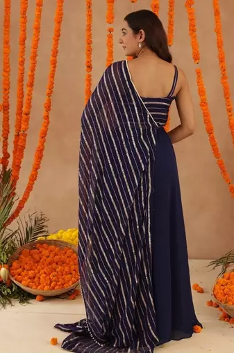 Baani navy blue lurix fusion set