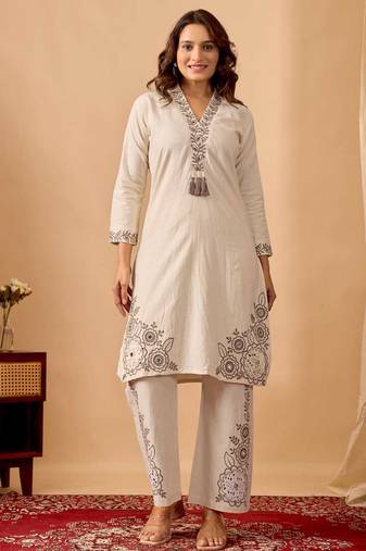 Women's embroidered cotton kurta pant co-ord set