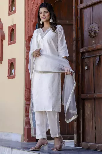 White women kurta pant dupatta set