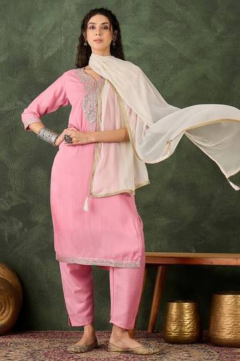 Pink women kurta pant dupatta set