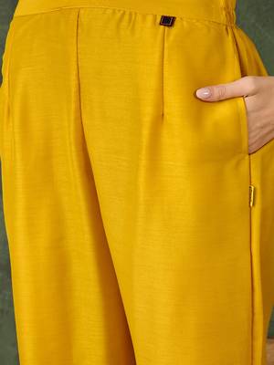 Yellow women kurta pant dupatta set 4