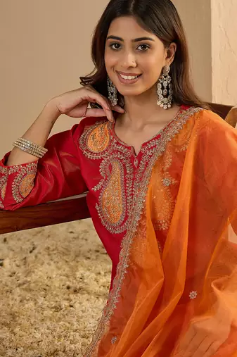 Pink women kurta pant dupatta set