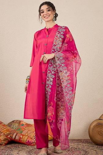 Pink women kurta pant dupatta set