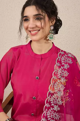 Pink women kurta pant dupatta set