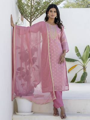 Pink women kurta pant dupatta set 1