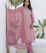 Pink women kurta pant dupatta set