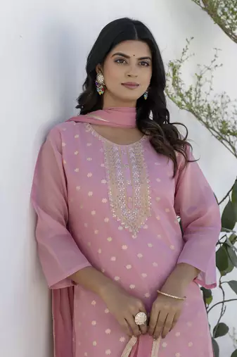 Pink women kurta pant dupatta set