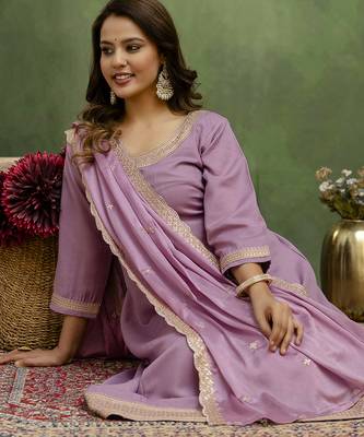 Purple women kurta pant dupatta set 3