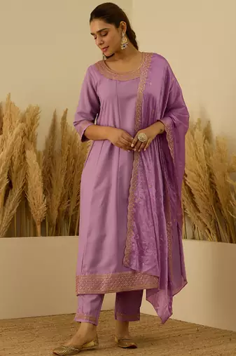 Purple women kurta pant dupatta set
