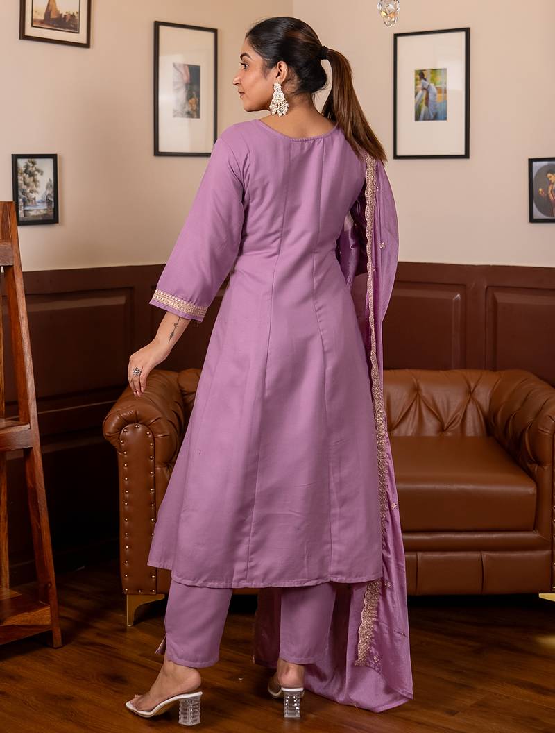 Purple women kurta pant dupatta set