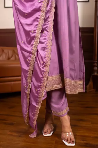 Purple women kurta pant dupatta set