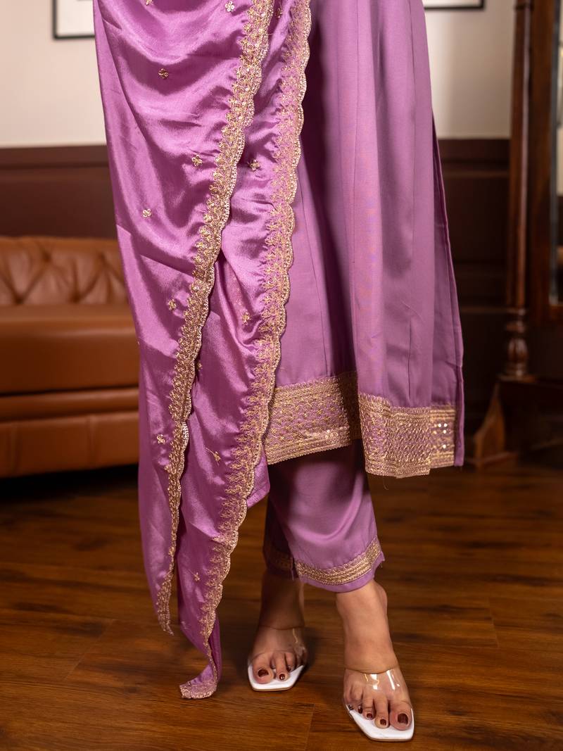 Purple women kurta pant dupatta set