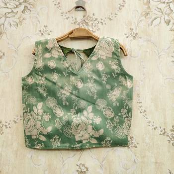 Green art silk woven kids lehenga choli 2