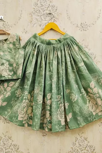 Green art silk woven kids lehenga choli