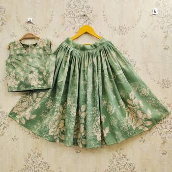 Green art silk woven kids lehenga choli 3