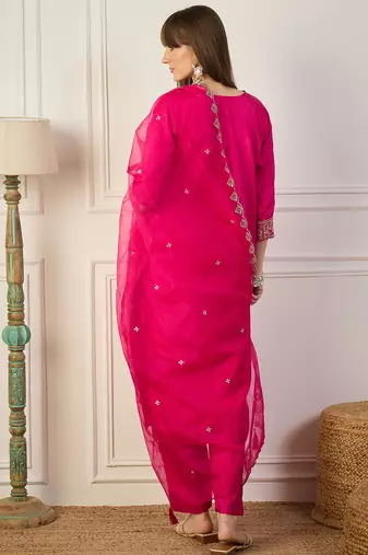Pink women kurta pant dupatta set