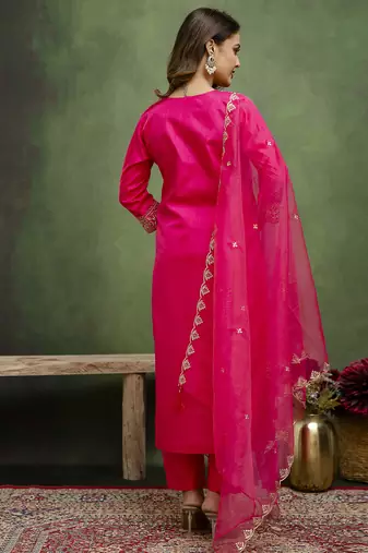 Pink women kurta pant dupatta set