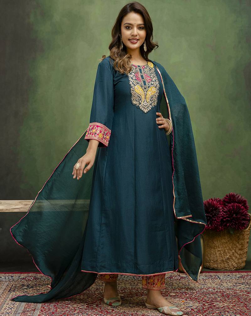 Blue women kurta pant dupatta set
