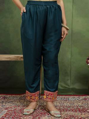 Blue women kurta pant dupatta set 4