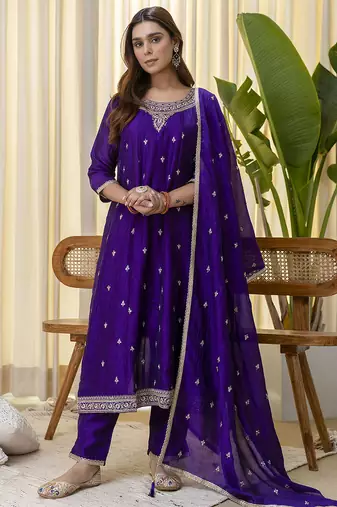 Purple women kurta pant dupatta set