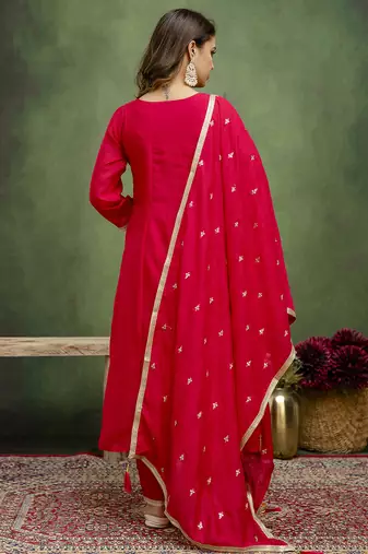 Pink women kurta pant dupatta set