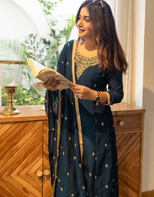 Dark blue women kurta pant dupatta set 4