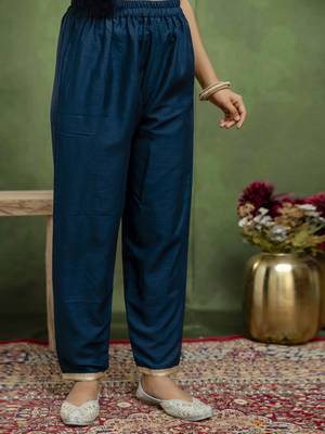 Blue women kurta pant dupatta set 4