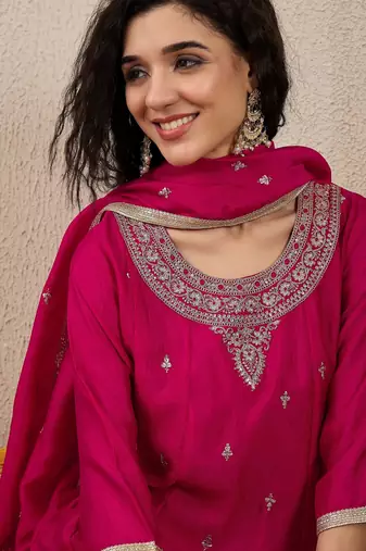 Pink women kurta pant dupatta set