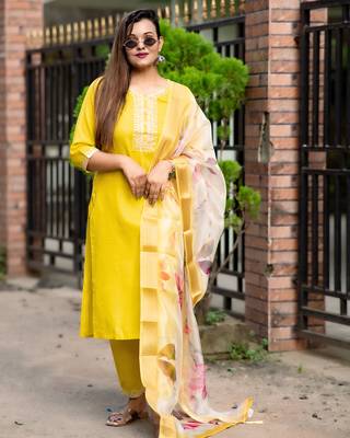 Yellow women kurta pant dupatta set 3