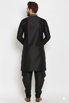 Black embroidery dupion silk kurta set 2