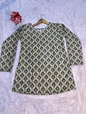  floral digital print muslin silk blend tunic 5