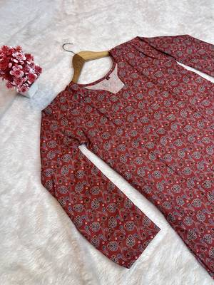 floral digital print muslin silk tunic / stylish short kurti for grilish 4