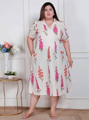 plus size womens off white flower printed cotton flex maxi dress 1