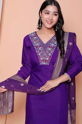  womens purple muslin stright kurta and palazzo with dupatta suit set