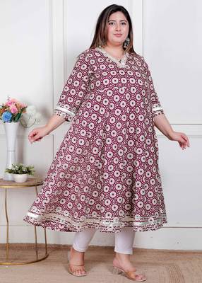 plus size women's cream embroidered cotton anarkali kurta   2