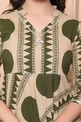 Doriyaan womens green cotton anarkali kurta