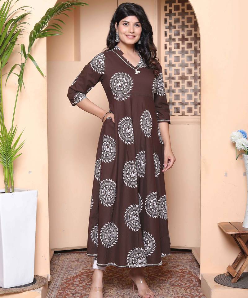 Doriyaan womens printed v-neck cotton anarkali kurta brown