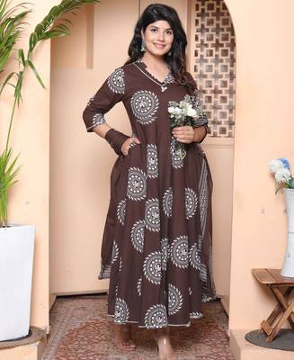 Doriyaan womens brown animal printed  anarkali kurta with dupatta set 2