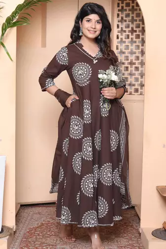 Doriyaan womens brown animal printed  anarkali kurta with dupatta set