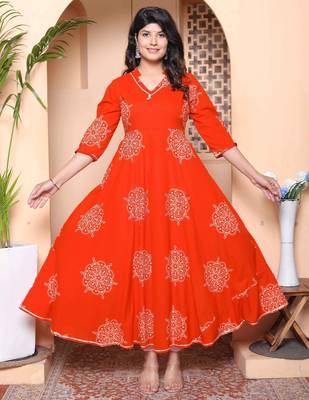 Doriyaan womens orange v-neck printed anarkali style kurta 1
