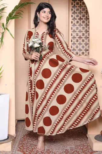 Doriyaan womens brown printed v-neck anarkali kurta