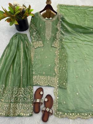 Green heavy embroidered suit 4