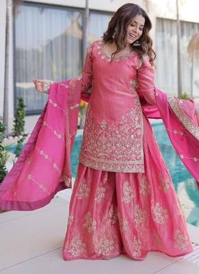 pink heavy embroidered sharara set 4