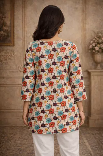  floral digital print muslin silk tunic / stylish short kurti for grilish