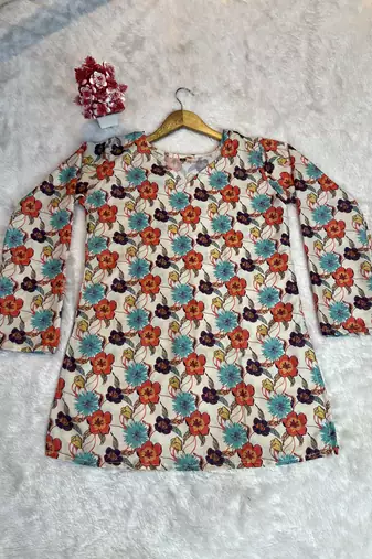  floral digital print muslin silk tunic / stylish short kurti for grilish